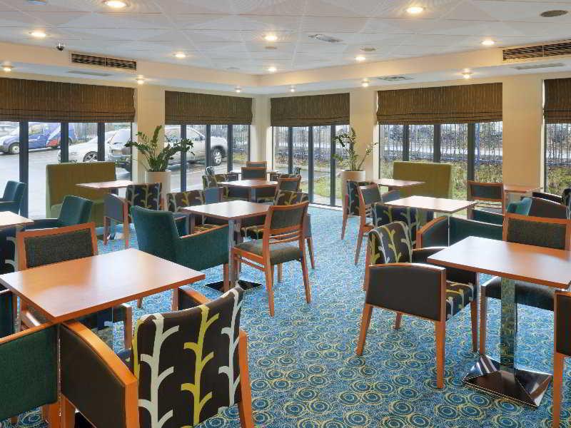 Knowsley Inn & Lounge Formally Holiday Inn Express Restoran gambar